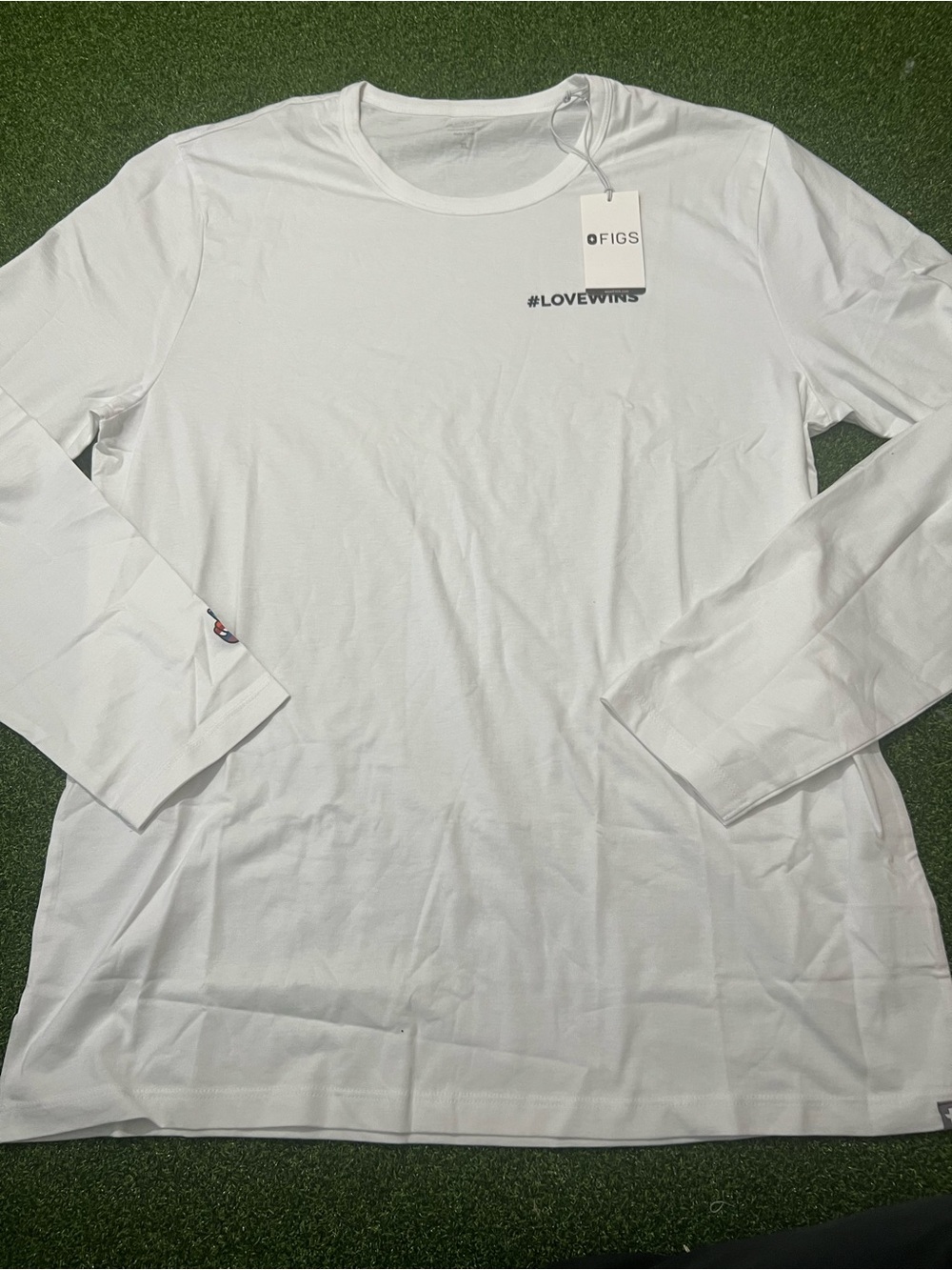 🏳️‍🌈 NWT FIGS Pride Edition #LOVEWINS Long Sleeve Underscrub XL 🩺